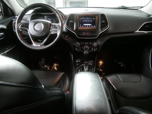Used 2020 Jeep Cherokee Latitude Plus AWD/4WD image 20