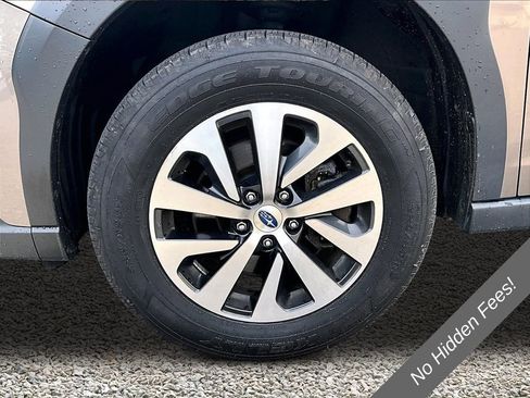 Used 2023 Subaru Outback Premium AWD/4WD image 8