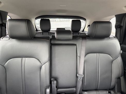 Used 2024 MAZDA CX-90 3.3 Turbo w/ Preferred Plus AWD/4WD image 25