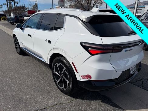 Used 2024 Chevrolet Equinox EV LT w/ Active Safety Package 3 image 4