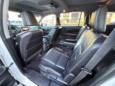 Used 2018 Honda Pilot Elite image 22