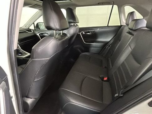 Used 2019 Toyota RAV4 Limited AWD/4WD image 26