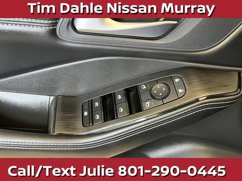 Used 2023 Nissan Rogue SV w/ SV Premium Package AWD/4WD image 21