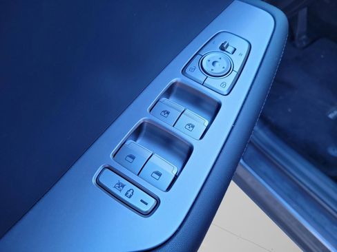 Used 2025 Hyundai Palisade SEL image 18