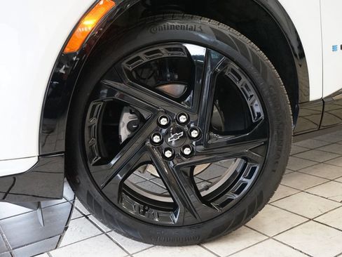 Used 2024 Chevrolet Equinox EV RS FWD image 65