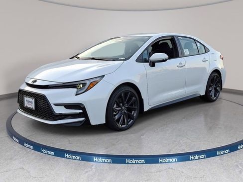 New 2026 Toyota Corolla SE FWD image 1