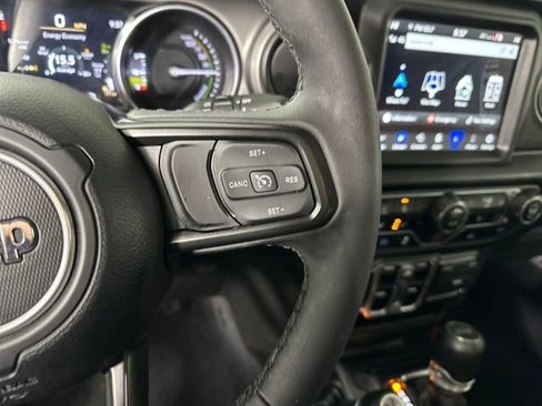 Used 2023 Jeep Wrangler Unlimited w/ Cold Weather Group image 16