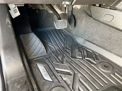 New 2026 GMC Canyon AT4 image 14