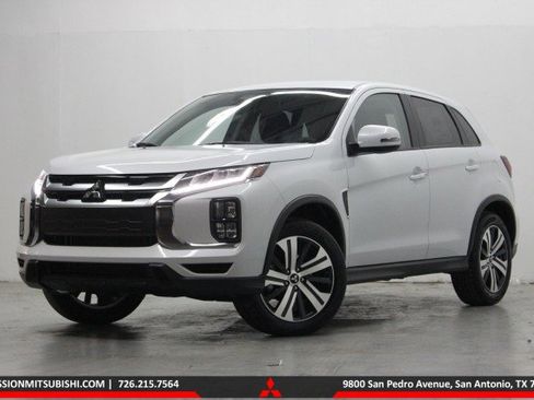 New 2026 Mitsubishi Outlander Sport SE image 1