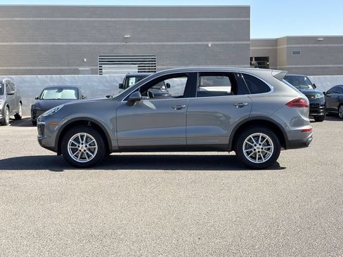 Used 2018 Porsche Cayenne AWD/4WD image 31