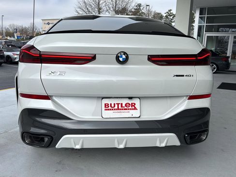 New 2026 BMW X6 xDrive40i w/ Executive Package image 4