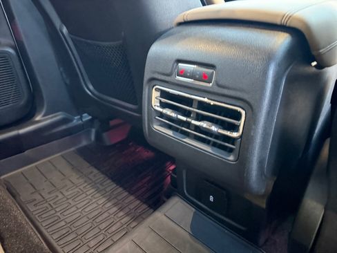 Used 2022 Lincoln Corsair Reserve w/ Equipment Group 201A image 32