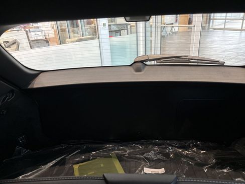 New 2025 Toyota Crown Signia Limited w/ Advanced Technology Package image 24