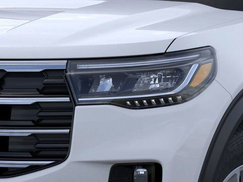 New 2026 Ford Explorer Active w/ Active Comfort Package RWD image 19