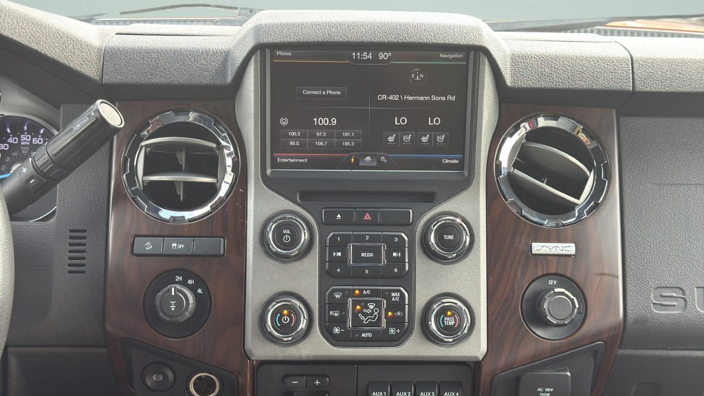 Used 2016 Ford F250 Lariat w/ Lariat Ultimate Package AWD/4WD image 16