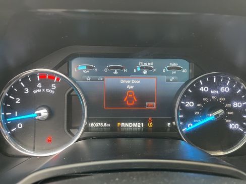 Used 2017 Ford F350 Lariat w/ Lariat Ultimate Package image 26