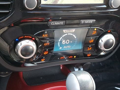 Used 2016 Nissan Juke SL AWD/4WD image 16