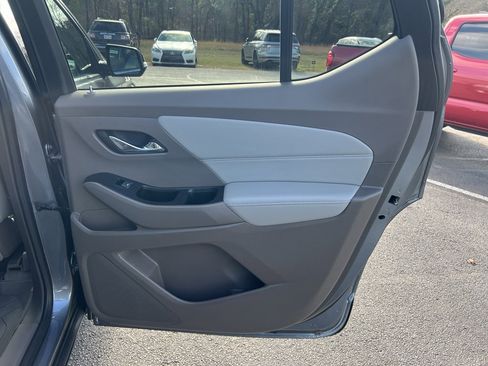 Used 2019 Chevrolet Traverse LT w/ LPO, Blackout Package image 28