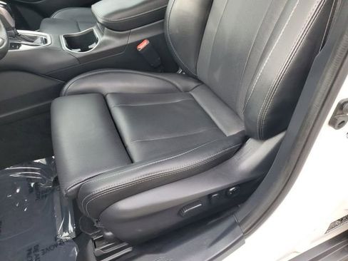 Used 2023 Subaru Outback Limited image 21