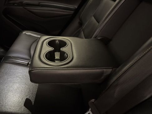 Used 2018 Chevrolet Equinox Premier AWD/4WD image 33