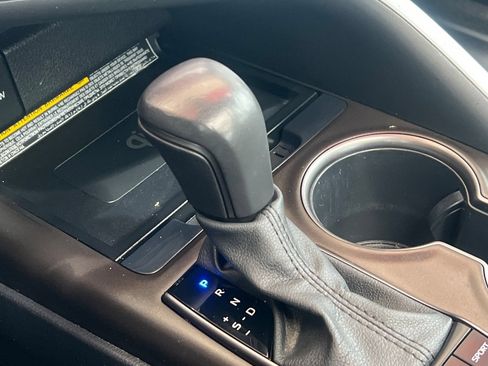 Used 2021 Toyota Camry XSE w/ Navigation Package AWD/4WD image 17