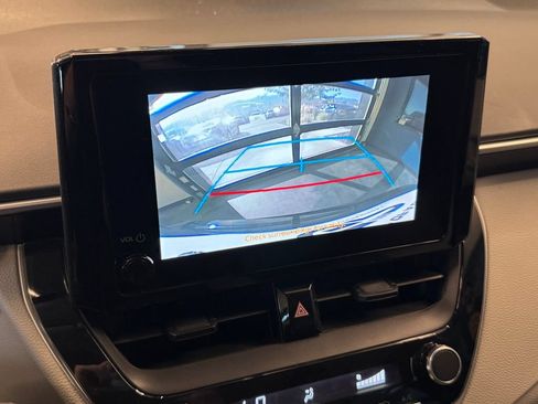 Used 2024 Toyota Corolla LE FWD image 14