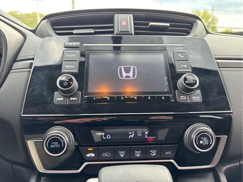 Used 2018 Honda CR-V LX image 11