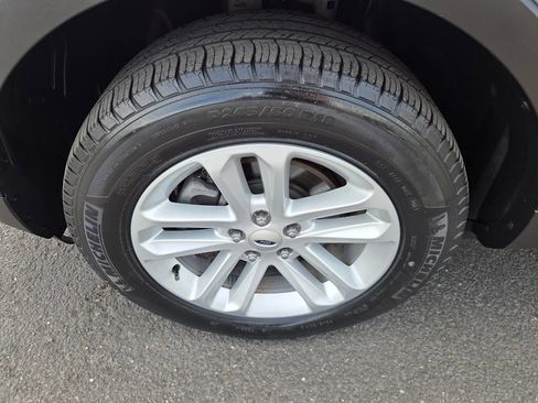 Used 2017 Ford Explorer 4WD image 25