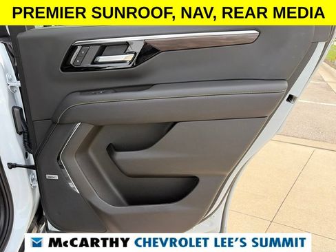 Used 2026 Chevrolet Tahoe Premier AWD/4WD image 38