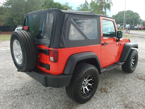 Used 2013 Jeep Wrangler Sport AWD/4WD image 6