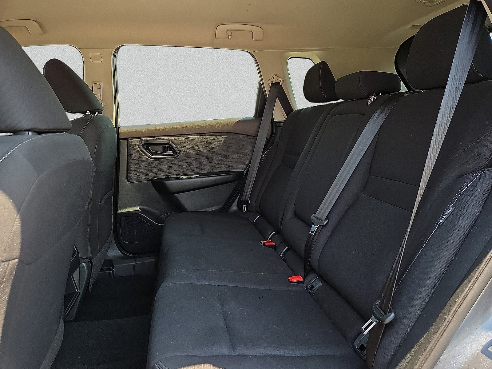 Used 2023 Nissan Rogue S FWD image 10