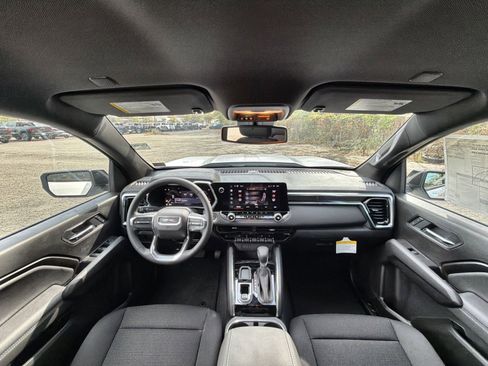 New 2025 GMC Canyon Elevation w/ Convenience Package image 23