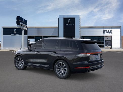 New 2026 Lincoln Aviator AWD w/ Jet Appearance Package image 4