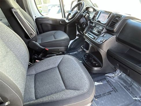 Used 2023 RAM ProMaster 2500 image 12