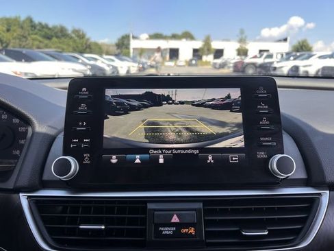 Used 2022 Honda Accord EX-L image 24