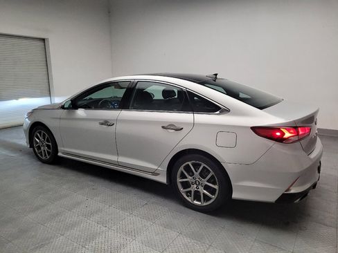 Used 2019 Hyundai Sonata Limited w/ Cargo Package FWD image 3