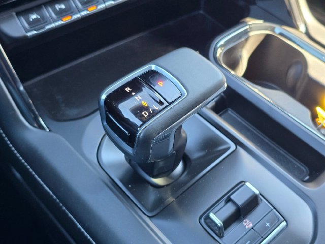 Used 2024 GMC Sierra 1500 AT4X AWD/4WD image 38