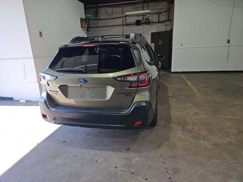 Used 2023 Subaru Outback Onyx Edition XT AWD/4WD image 4