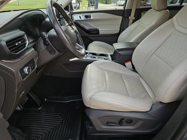Used 2022 Ford Explorer Platinum w/ Equipment Group 601A AWD/4WD image 25