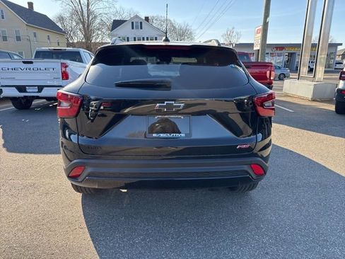 New 2026 Chevrolet Trax RS FWD image 5