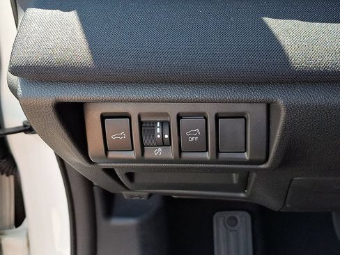 Used 2024 Subaru Outback Premium AWD/4WD image 24