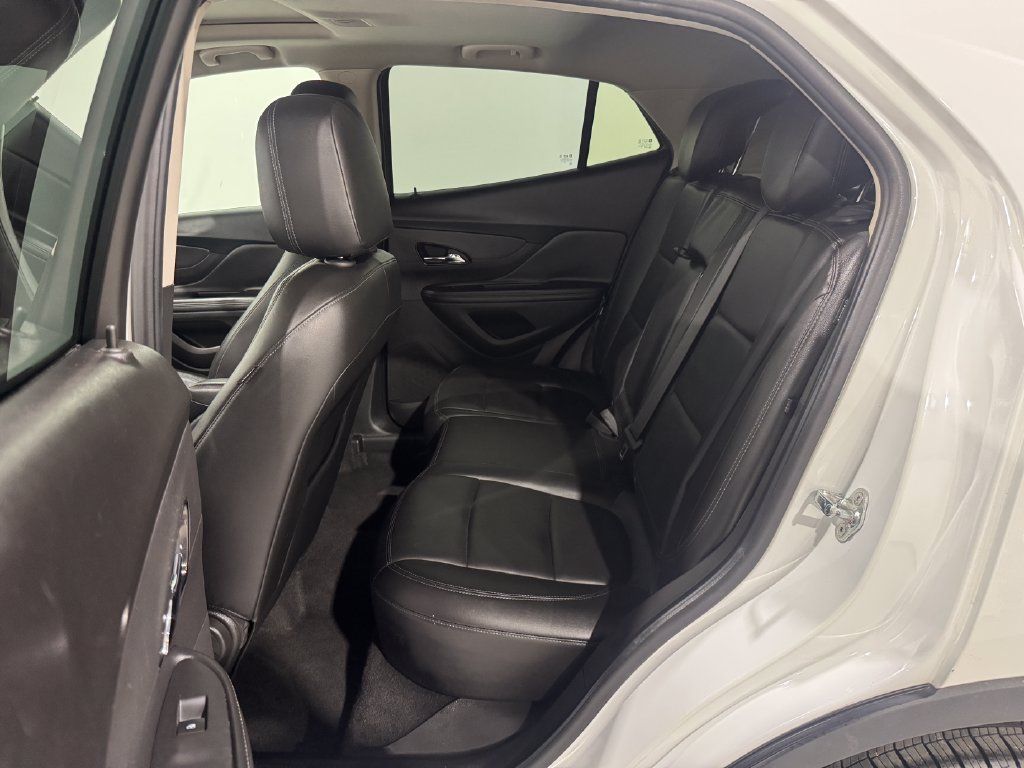 Used 2019 Buick Encore Essence FWD image 20
