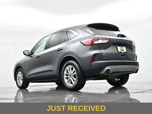 Used 2022 Ford Escape SE w/ Convenience Package FWD image 17
