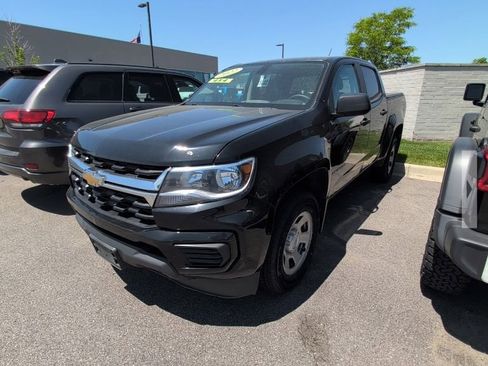 Used 2022 Chevrolet Colorado W/T w/ WT Convenience Package AWD/4WD image 1