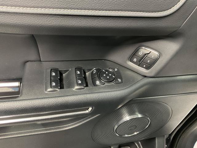 Used 2023 Ford Expedition XLT AWD/4WD image 11