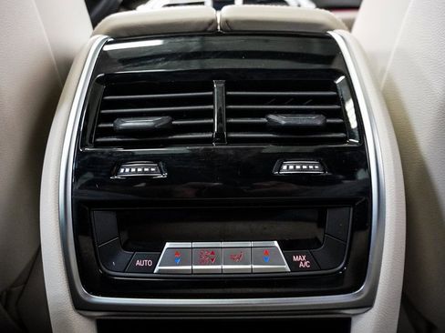 Used 2020 BMW X5 M50i w/ Premium Package image 23