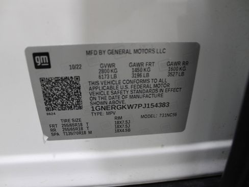 Used 2023 Chevrolet Traverse LT FWD image 40