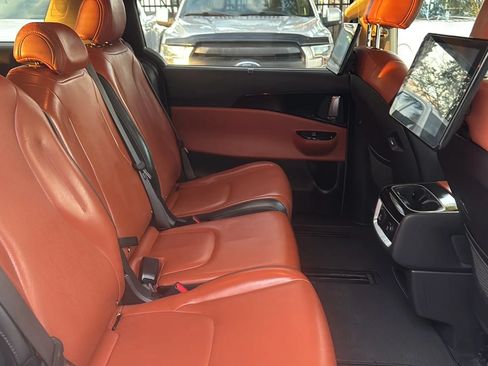 Used 2023 Kia Carnival SX FWD image 29