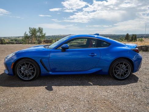 Used 2025 Subaru BRZ Limited w/ Popular Package 2 RWD image 8