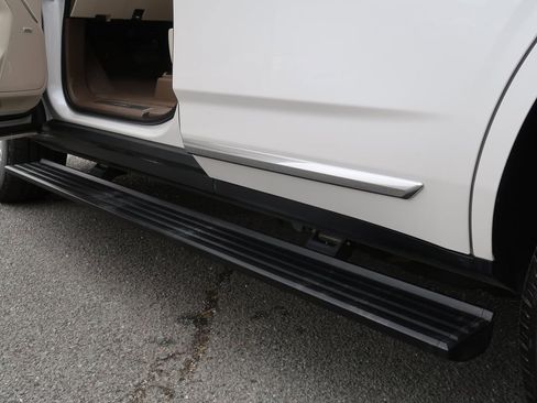 Certified 2023 GMC Yukon Denali w/ Max Trailering Package image 9